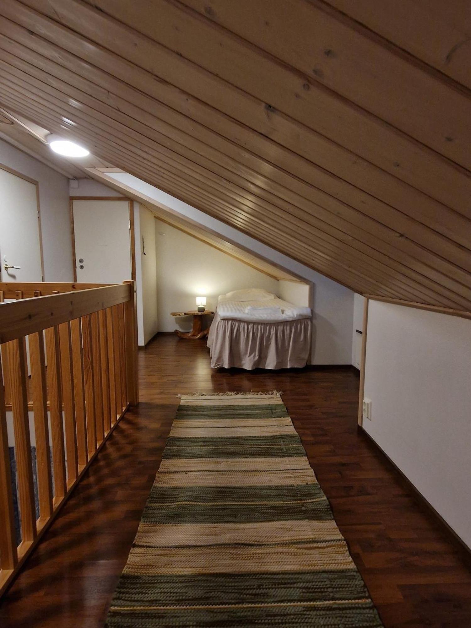 The Sleeping Bear Hotel อีนารี ห้อง รูปภาพ
